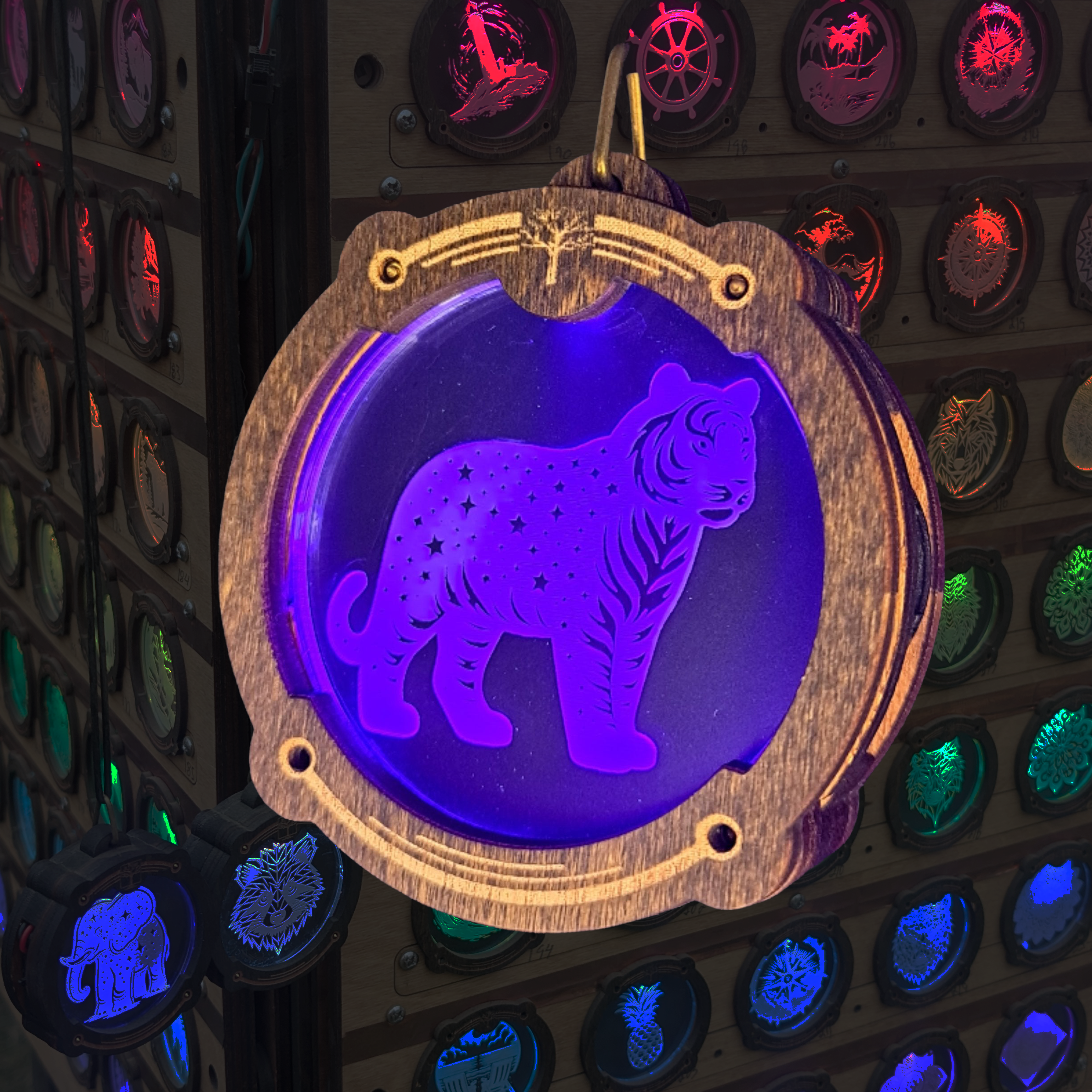 Starry Tiger Amulight — Starry Laser-Etched Wooden LED Pendant