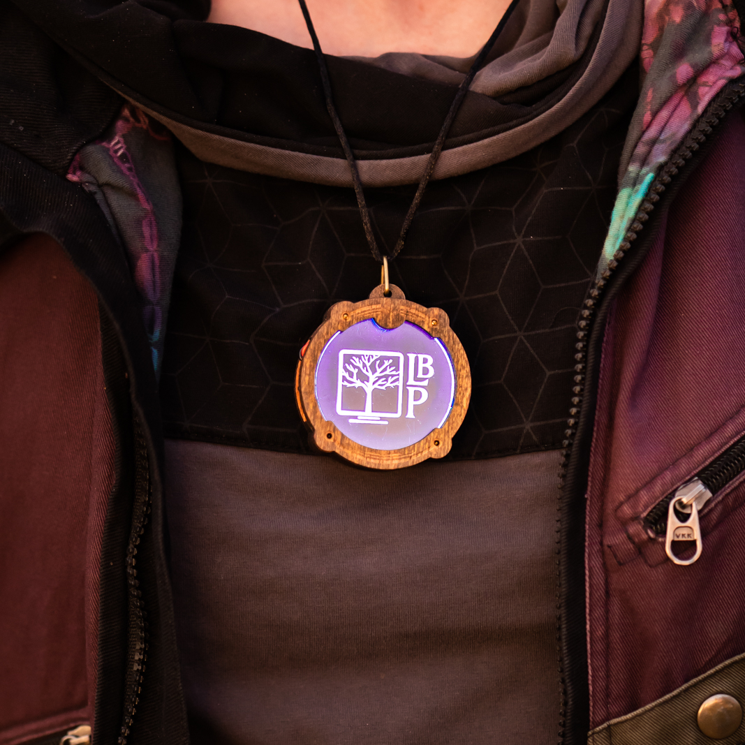 Mandala Majesty Amulight — Laser-Etched Wooden LED Pendant with Sacred Geometry