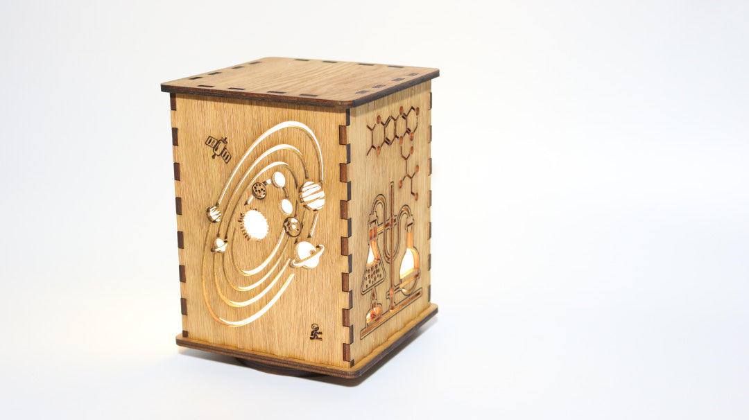 Scientific Studies LightBox — Solar System (lit)